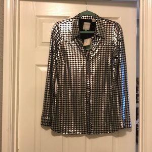 Beautiful silver and black blouse😁